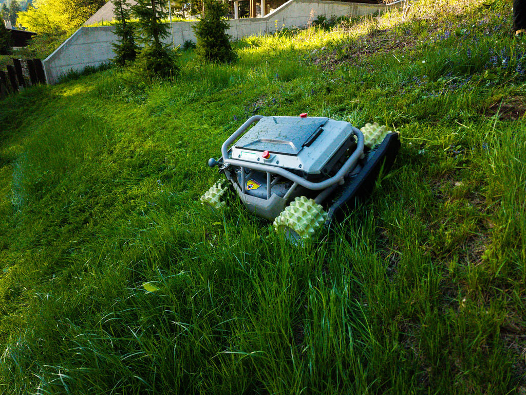 Mowrator S1 – 4WD 12Ah (mit Offroad-Rädern)