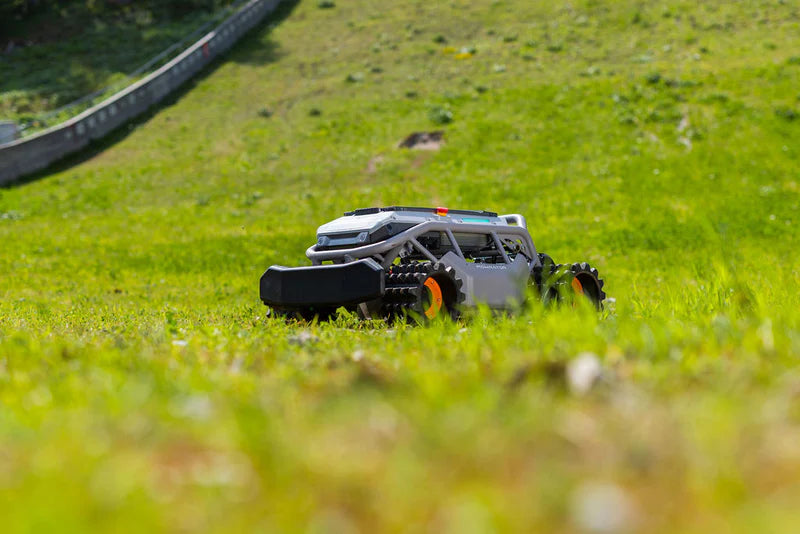 Mowrator S1 – 4WD (mit Offroad-Rädern)