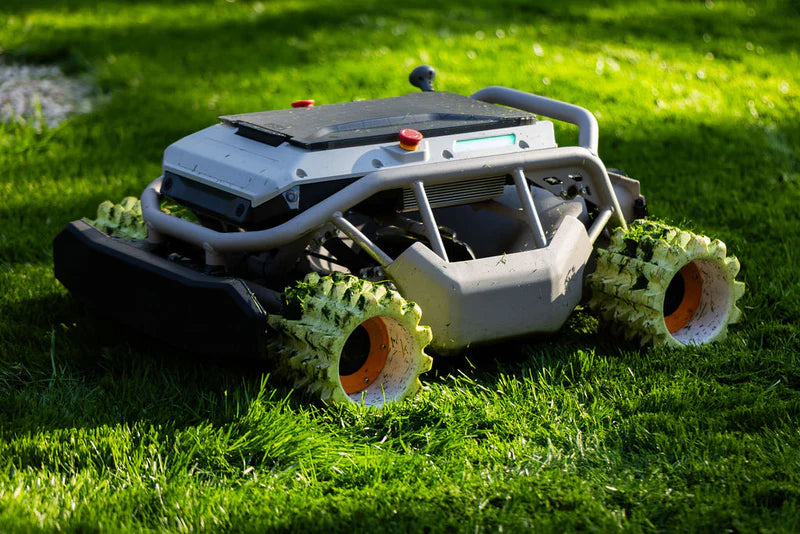 Mowrator S1 – 4WD (mit Offroad-Rädern)