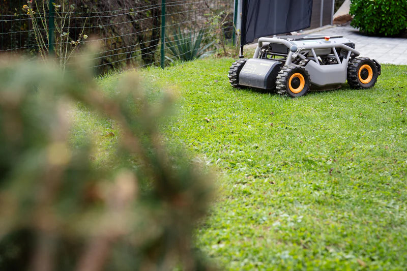 Mowrator S1 – 4WD 12 Ah (mit Terrain-Rädern)