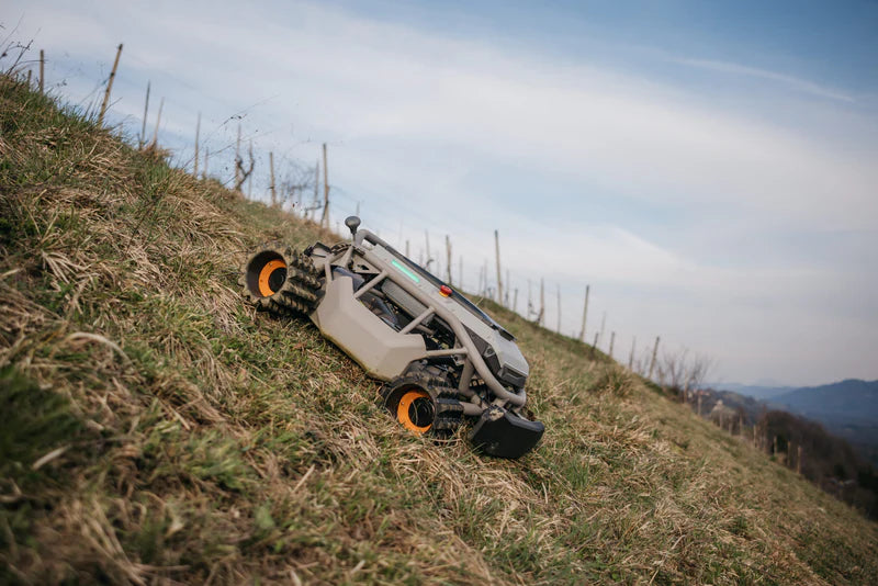 Mowrator S1 – 4WD (mit Offroad-Rädern)