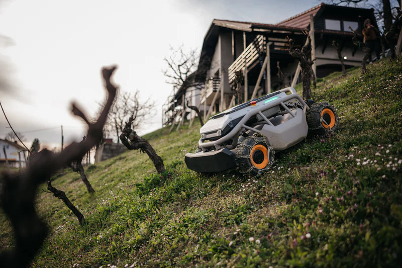 Mowrator S1 – 4WD (mit Ketten)