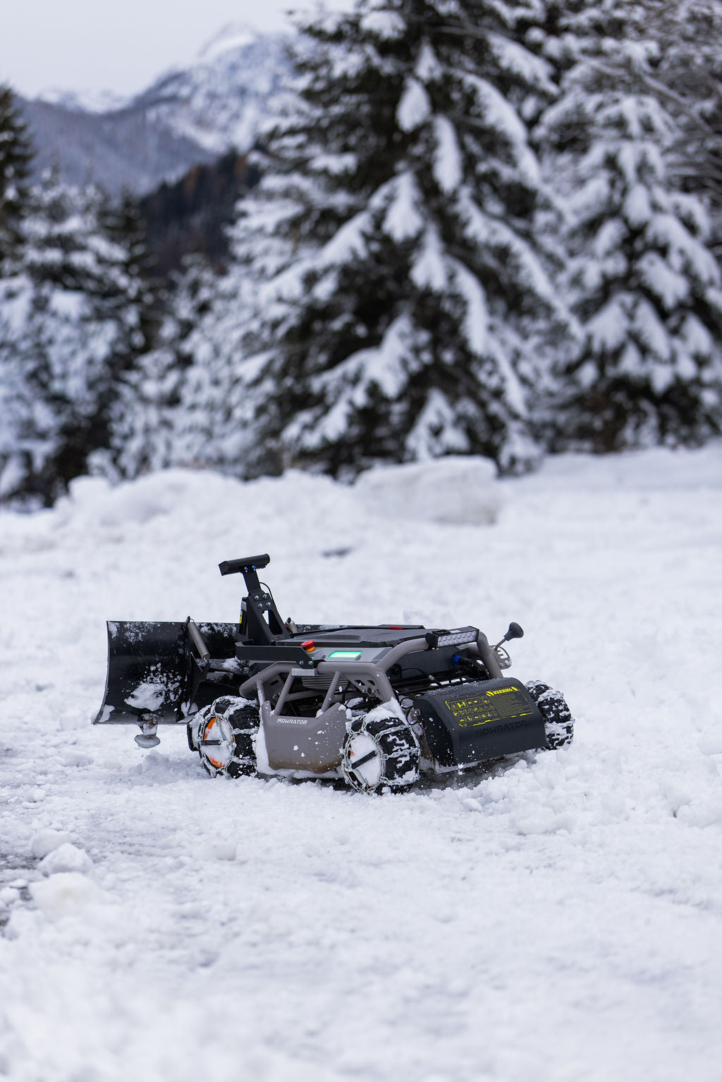 Mowrator S1 - 4WD 12Ah (mit Ketten)