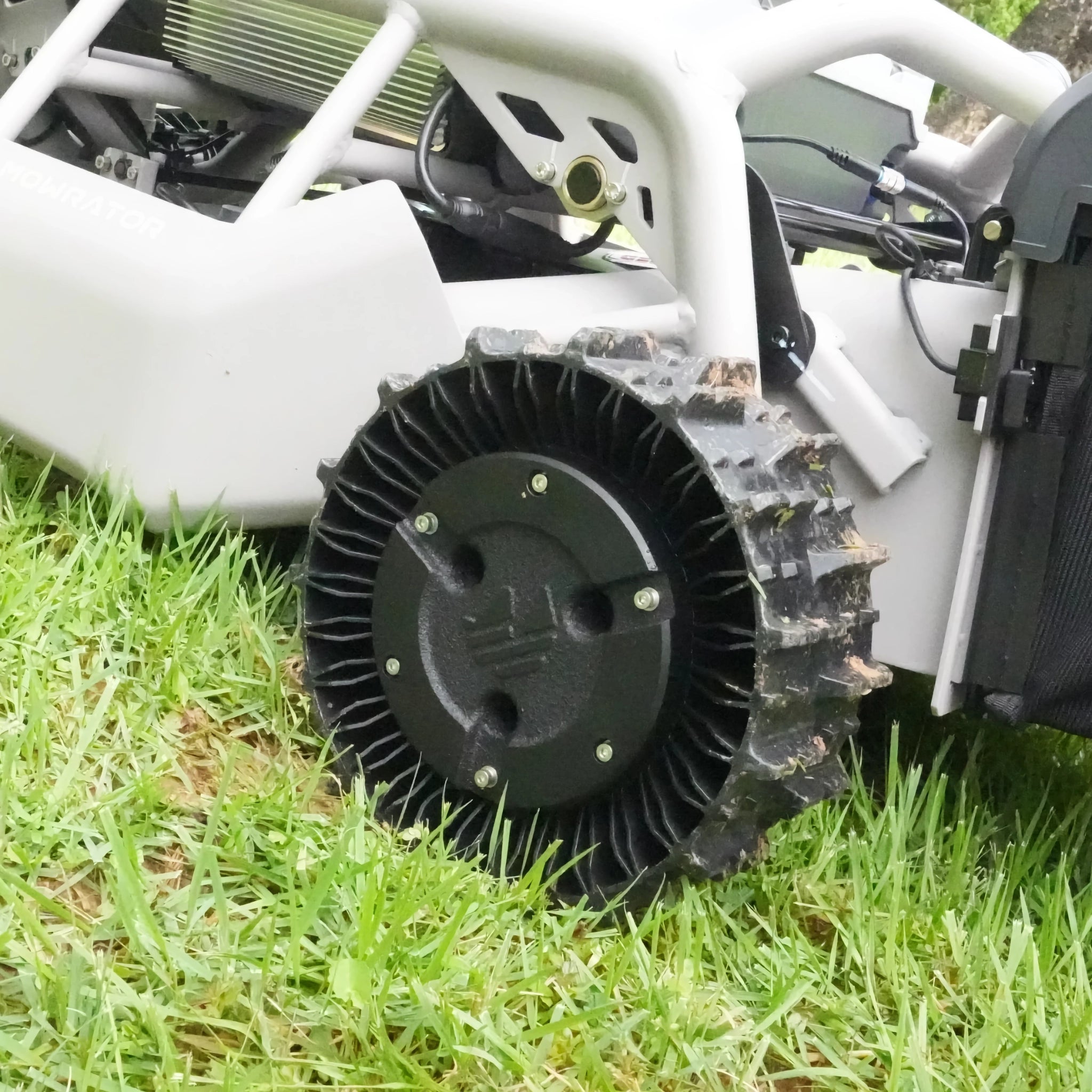 Paar Radkappen aus Metall (Mowrator S1 2WD Optionales Upgrade)